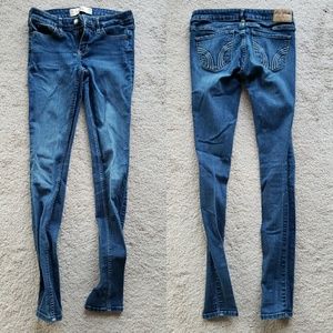 Hollister Super Skinny Jeans